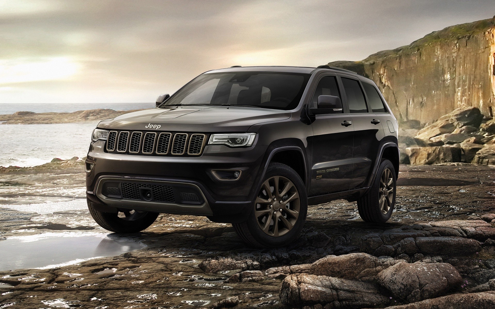 Rent Jeep Cherokee in Casablanca -carrent